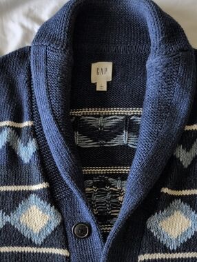 GAP Men's Navy Shawl Collar Cardigan - White  & Light Blue Pattern - Size LT